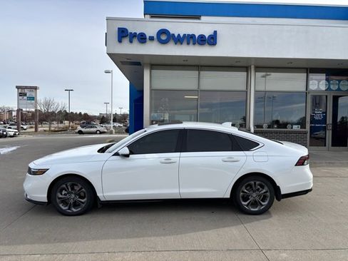 Used 2023 Honda Accord EX-L image 8