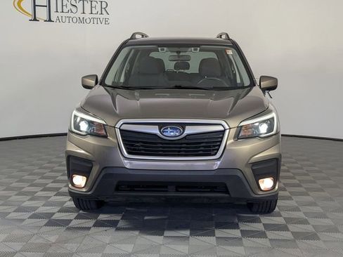 Used 2021 Subaru Forester Premium AWD/4WD image 3