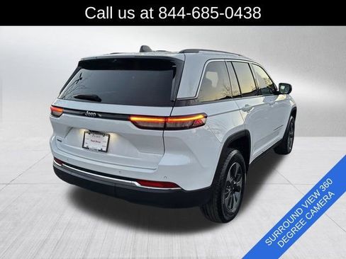 Used 2023 Jeep Grand Cherokee 4WD 4xe w/ Luxury Tech Group II image 5