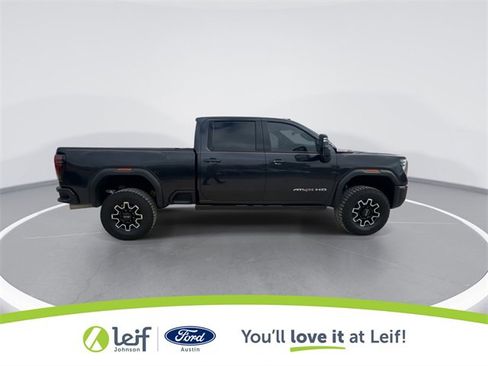Used 2024 GMC Sierra 2500 AT4X image 12