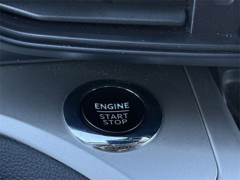 Certified 2023 Ford Explorer XLT w/ Class IV Trailer Tow Package image 16