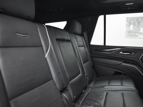 Used 2021 Cadillac Escalade Sport image 14