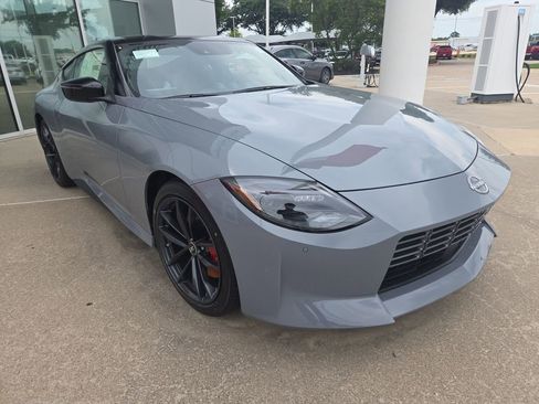 New 2026 Nissan Z Performance w/ Floor Mat Package RWD image 8