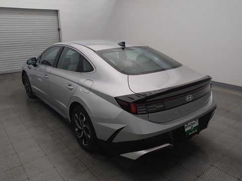 Used 2025 Hyundai Sonata SEL FWD image 5