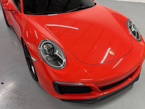 Used 2017 Porsche 911 Carrera 4S AWD/4WD image 3