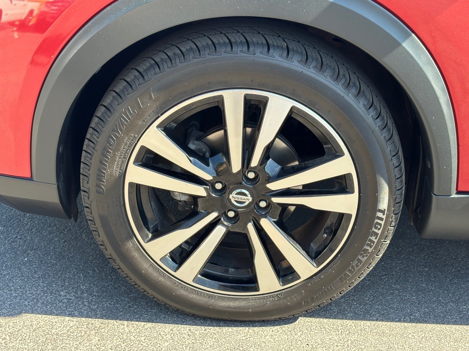 Used 2019 Nissan Kicks SV FWD image 10