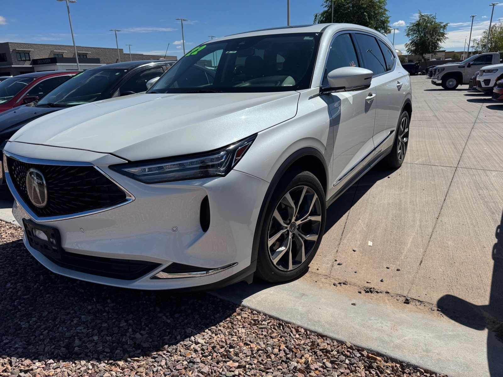 Used 2022 Acura MDX w/ Technology Package AWD/4WD image 2