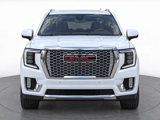 Used 2023 GMC Yukon XL Denali AWD/4WD image 5