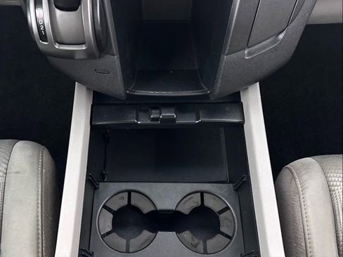 Used 2012 Honda Pilot LX image 21