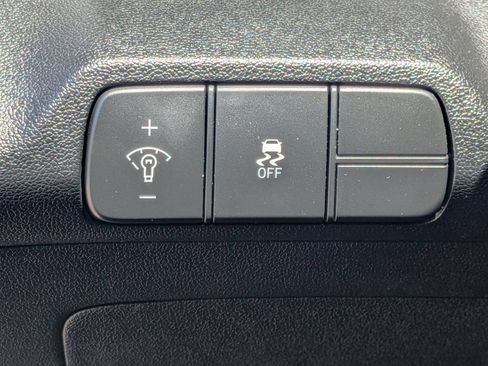 Certified 2024 Hyundai Elantra SEL FWD image 15