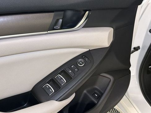 Used 2018 Honda Accord LX image 23