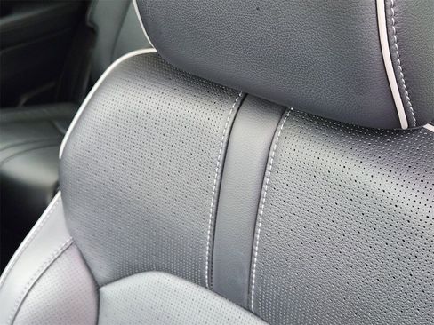 Certified 2023 Honda Pilot Elite image 14