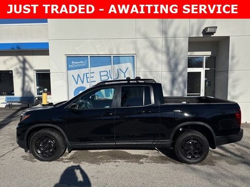 Used 2025 Honda Ridgeline TrailSport+ image 5