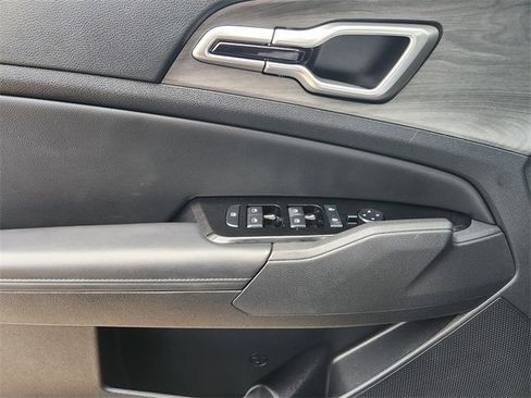Used 2024 Kia Sportage X-Line w/ X-Line Premium Package image 21