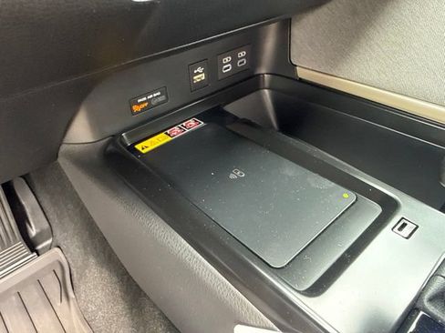 Used 2026 Toyota Camry LE w/ Convenience Package FWD image 26