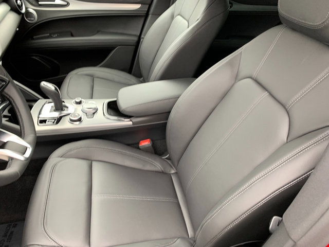 New 2026 Alfa Romeo Stelvio Sprint AWD/4WD image 12