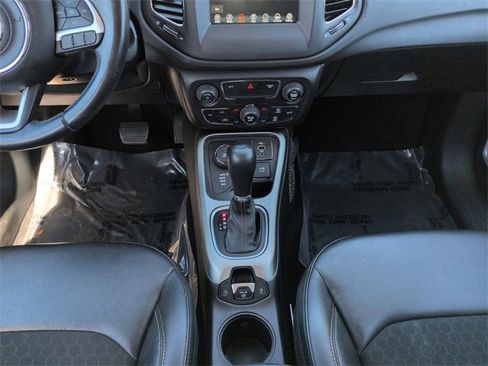 Certified 2021 Jeep Compass Latitude image 18