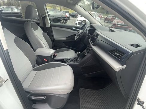 Used 2022 Volkswagen Taos SE image 22