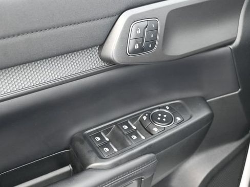 Certified 2024 Ford Ranger Raptor AWD/4WD image 13