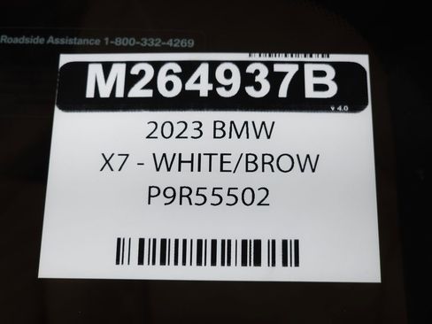 Used 2023 BMW X7 xDrive40i w/ M Sport Package AWD/4WD image 39