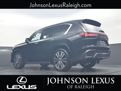 New 2026 Lexus LX 600 4WD w/ Accessory Package (2T) image 19