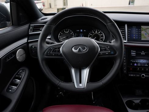 Certified 2025 INFINITI QX50 Sport w/ Cargo Package image 9