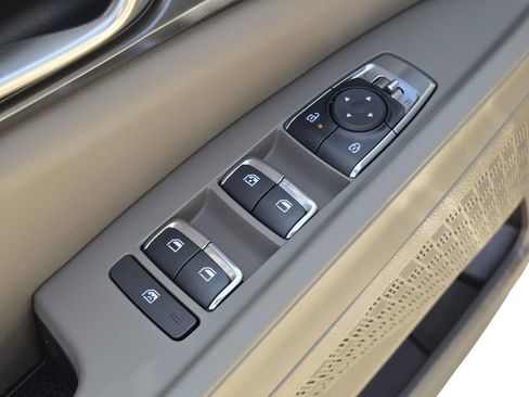 New 2026 Kia Carnival image 16