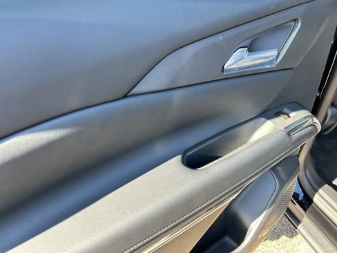 New 2026 Chevrolet Traverse LT w/ LPO, Floor Liner Package FWD image 15
