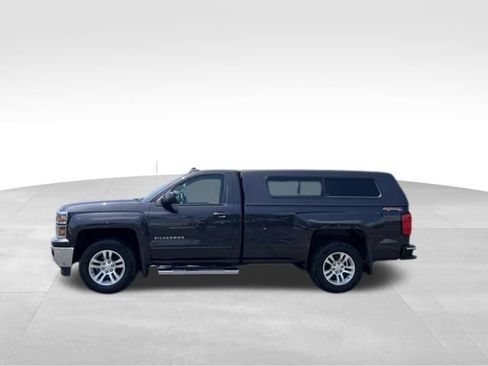 Used 2015 Chevrolet Silverado 1500 LT w/ LT Convenience Package AWD/4WD image 2