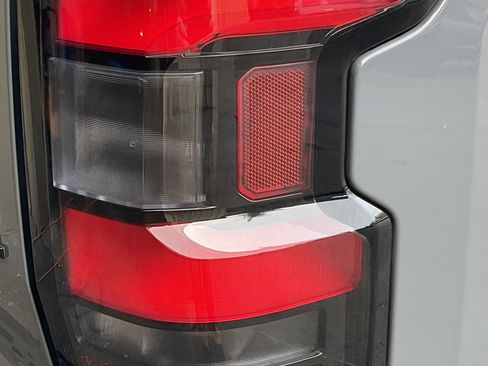 Used 2026 Nissan Frontier SV w/ SV Convenience Package image 12