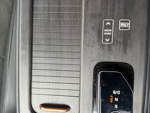 Used 2023 Nissan Ariya ENGAGE e-4ORCE image 25