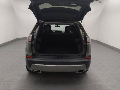 Used 2019 Jeep Cherokee Limited AWD/4WD image 29