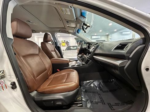 Used 2019 Subaru Outback 2.5i Touring AWD/4WD image 20