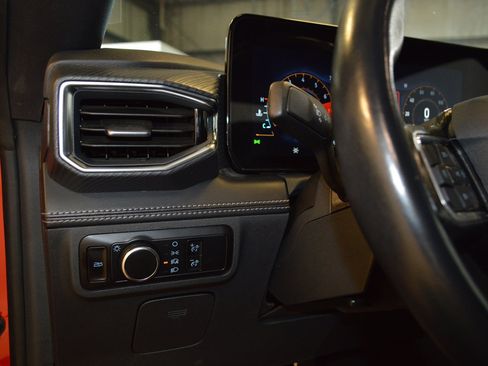 Used 2025 Ford Mustang Premium RWD image 16