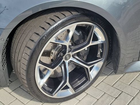Used 2024 Audi RS 6 performance AWD/4WD image 6