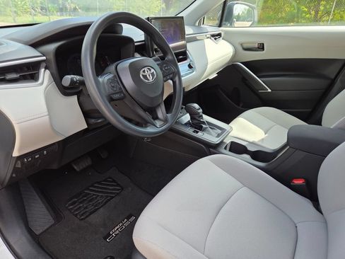 Used 2026 Toyota Corolla Cross L FWD image 26
