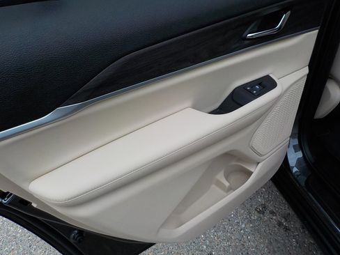 New 2025 Jeep Grand Cherokee L Limited image 26