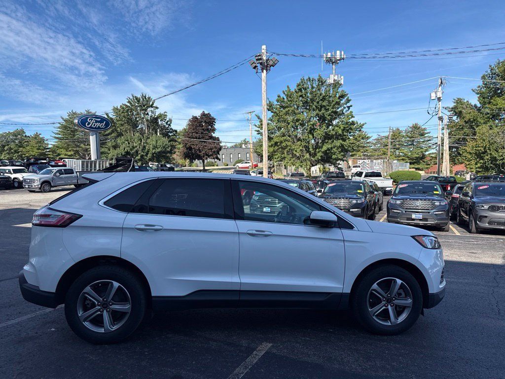 Used 2023 Ford Edge SEL w/ Convenience Package AWD/4WD image 6