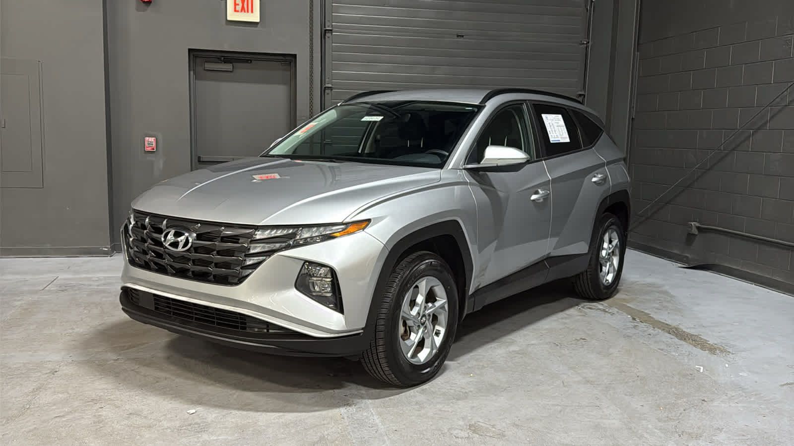 Used 2023 Hyundai Tucson SEL AWD/4WD image 3