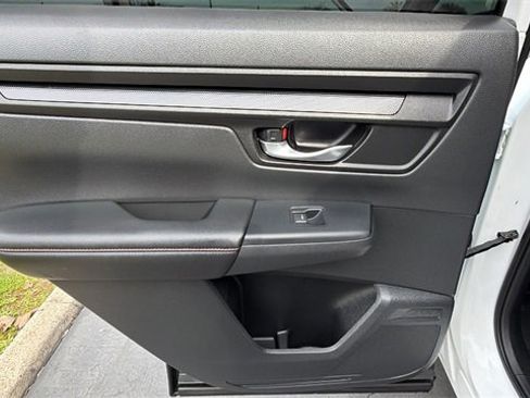 Used 2023 Honda CR-V Sport image 14