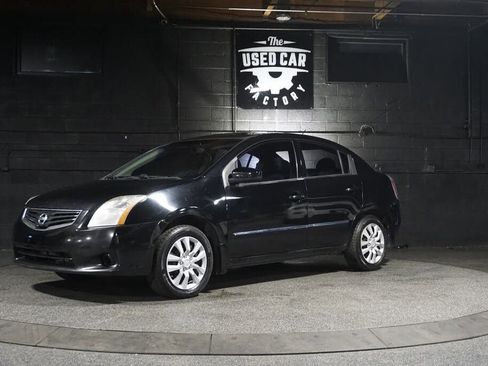 Used 2010 Nissan Sentra 2.0 S w/ Convenience Pkg FWD image 1