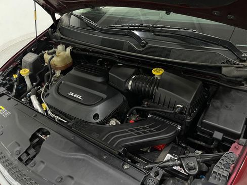 Used 2017 Chrysler Pacifica Touring-L Plus image 29