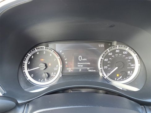 Used 2023 Toyota Highlander XLE image 34