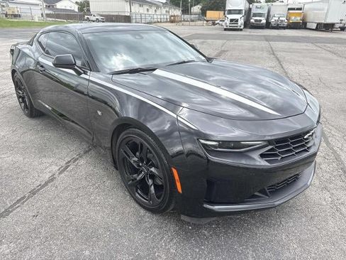 Used 2022 Chevrolet Camaro LT RWD image 1