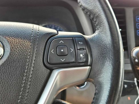 Used 2016 Toyota Sienna XLE Premium AWD/4WD image 29