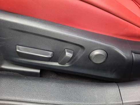 Used 2021 Lexus IS 350 F Sport image 9