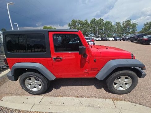 Used 2015 Jeep Wrangler Sport w/ Quick Order Package 24S AWD/4WD image 14