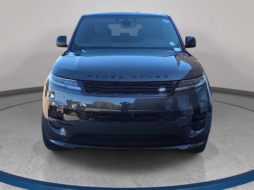 New 2027 Land Rover Range Rover Sport Dynamic SE AWD/4WD image 2