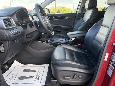 Used 2017 Kia Sorento EX w/ EX Premium Package FWD image 13