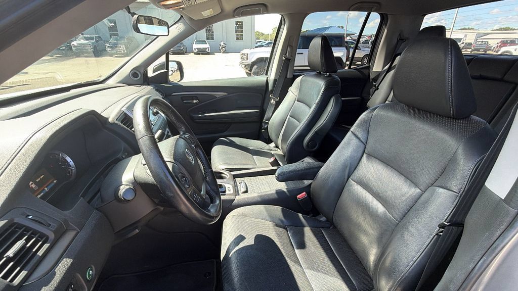 Used 2017 Honda Ridgeline RTL image 21